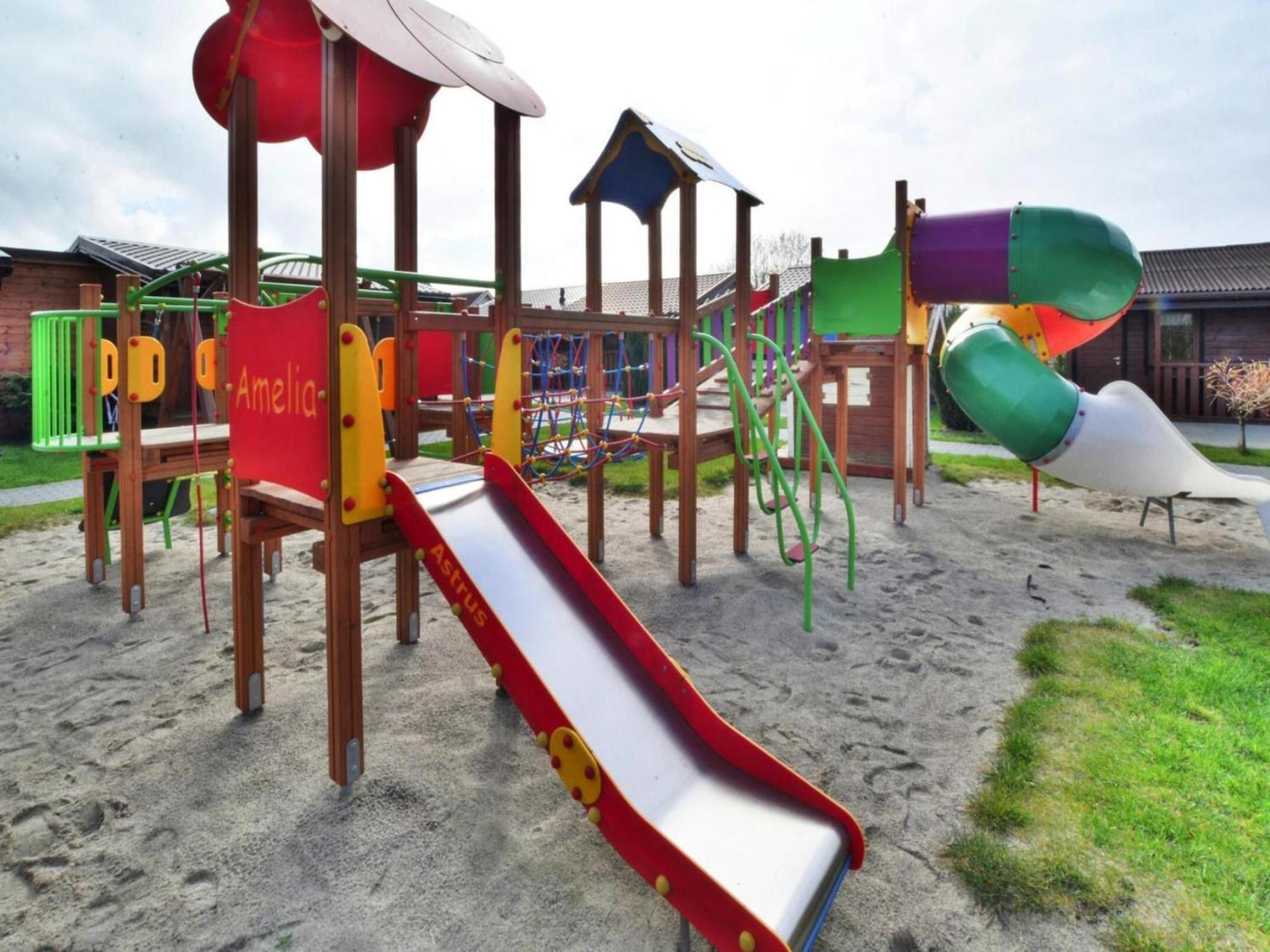 2-Storey Holiday Homes, Ustronie Morskie Esterno foto